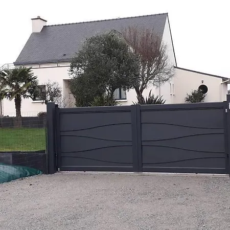 Maison Avec Piscine Couverte Golfe Du Morbihan Holiday home *